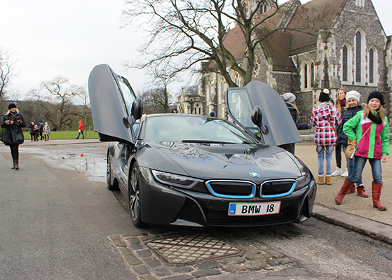 FET_Liebhaverboligen_Liebhaverbilen_BMW_Døre 2 i8