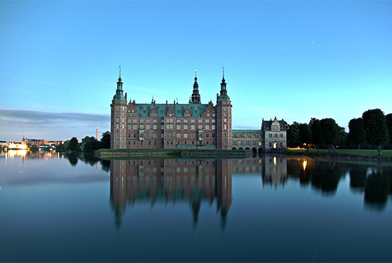 FET_Frederiksborgslot_mew_aftenbillede