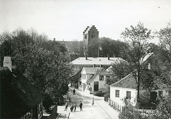 FET_Lyngby_Bondebyen_Lundtoftevej-9-Kirke