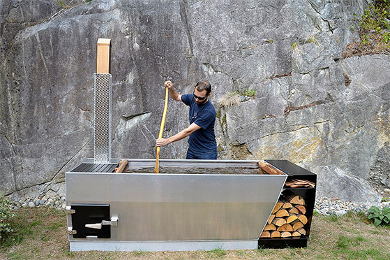 FET_Mandesager_Soak-Outdoor-Wood-Fired-Hot-Tub