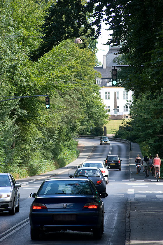 FET_Charlottenlund_Jægersborg-Alle-ved-Charlottenlund-Slot