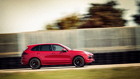 FET_porsche_cayenne_gts_2015_porsche_ag