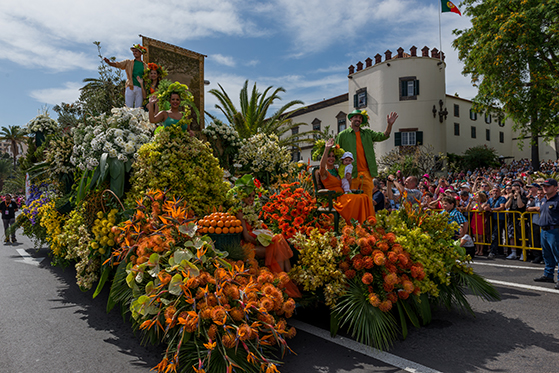 FET_Flower-Festival---Flower-parade