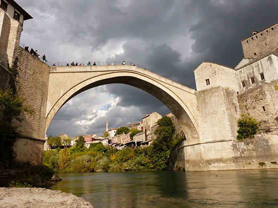 FET_Sarajevo_Broen---Stari-most---i-byen-Mostar