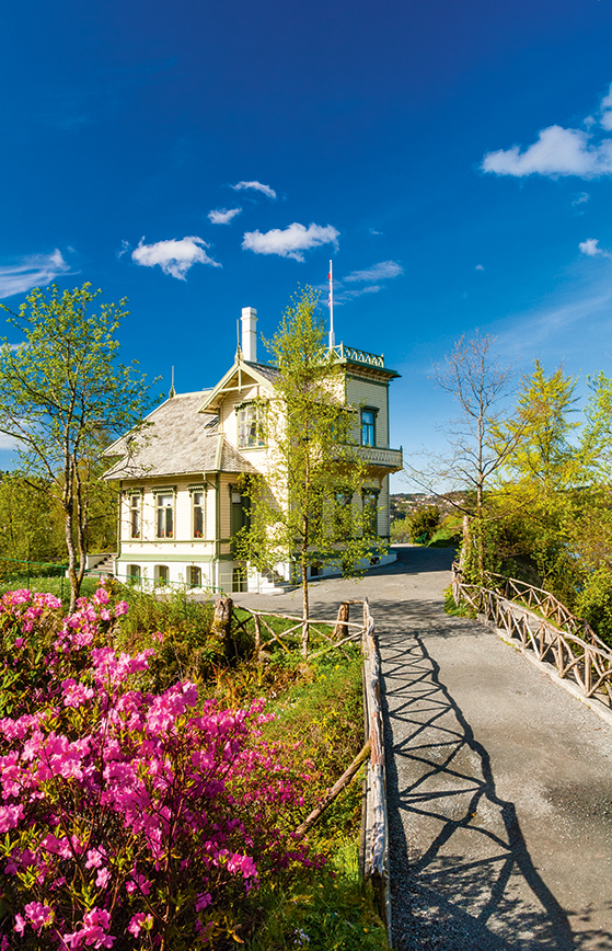 FET_Edward-Griegs-hus-på-Troldhaugen.-Foto-Bergen-Reiselivslag