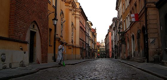 FET_Den-gamle-bydel-i-Warszawa.-Foto-Pixabay